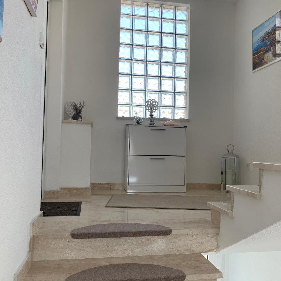Apartments Mirela Vodice Kültér fotó