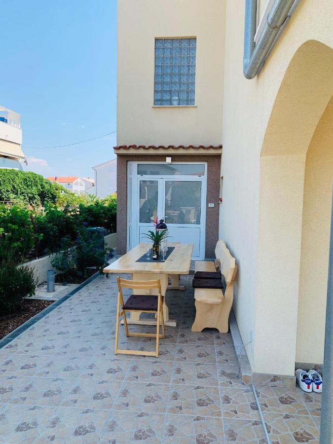 Apartments Mirela Vodice Kültér fotó